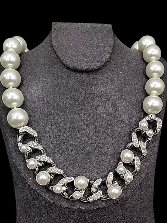 Givenchy Jewelry - Givenchy Hematite-Plated Chain & Faux Pearl Necklace Glass Stones Accent Vtg 19"